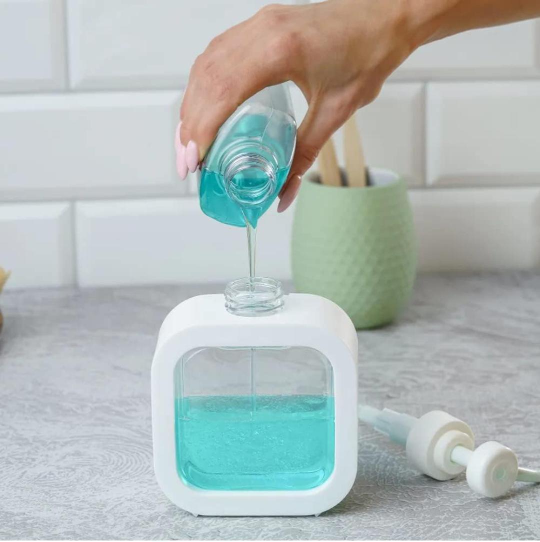 Refillable Liquid Soap Dispenser ABS Plastic Transparent Front